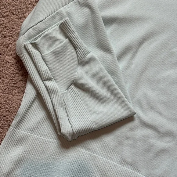 Oversized Gymshark Pippa Cropped Hoodie Mint - Picture 4 of 6